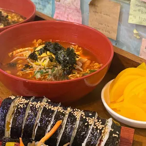 틈새라면 사진 1