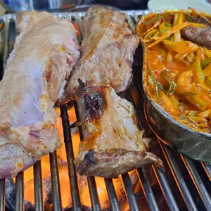 중산동복돼지고깃집 사진 2