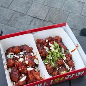 배니닭강정 대표 사진