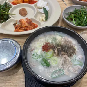 밀양순대돼지국밥 사진 1