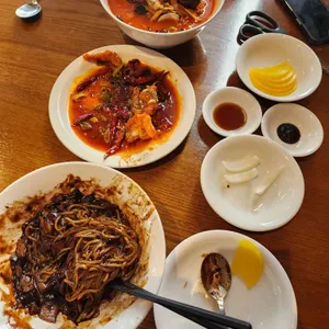 상하이반점 사진