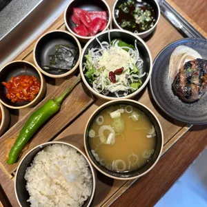 우아하게 대표 사진