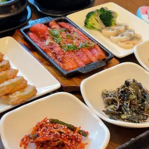 산아래 사진