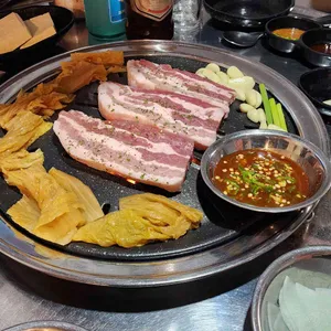 마당쇠돼지꼬리 범천점 사진