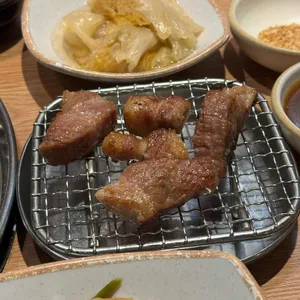 시집 그릴하우스 대표 사진