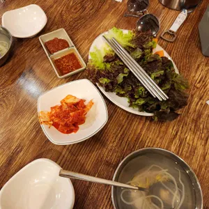 창신동매운족발 사진 1