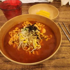 틈새라면 사진 2