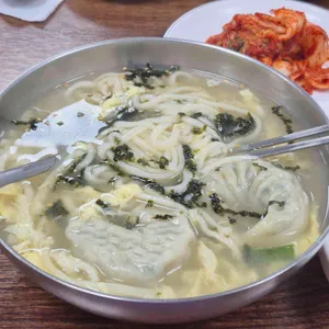 충무칼국수 대표 사진
