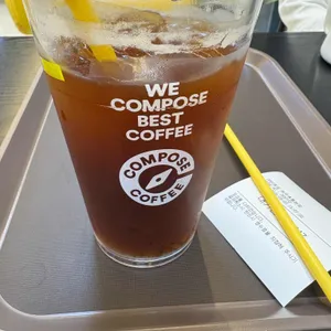 컴포즈커피 사진