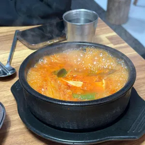 임현숙의이화김치찌개 대표 사진