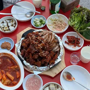 홍이불족 사진