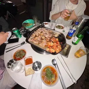 돈조세 사진