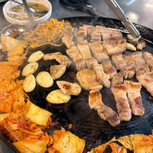 낭만솥뚜껑 사진 2