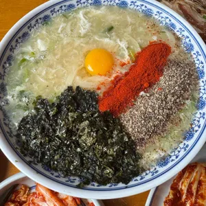 1984그수육집칼국수 대표 사진