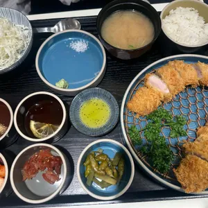 리애 프리미엄 대표 사진