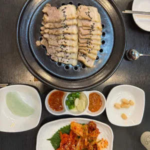 불낙지양보쌈군 사진 1