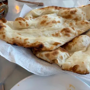 시타라 대표 사진