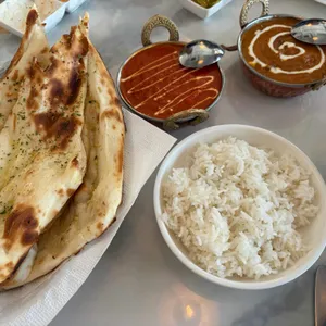 시타라 대표 사진