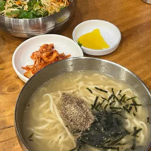 김화칼국수 대표 사진