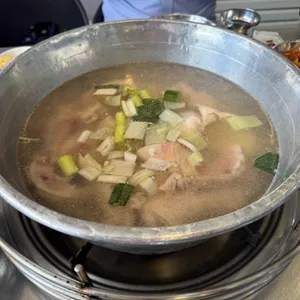 진옥화할매 원조 닭한마리 사진