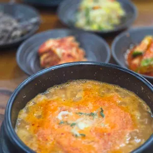 맷돌로만 사진