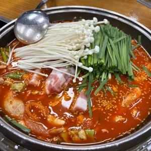 빨간거짱구네 사진 1