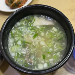 본전돼지국밥 사진 1