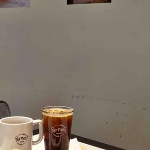 퍼먼트 대표 사진