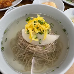 진영면옥 대표 사진