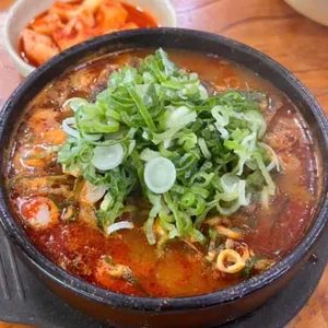 시골집얼큰한뼈해장국 대표 사진