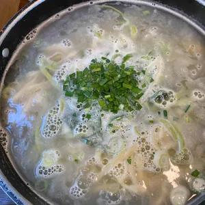포도밭할머니칼국수 대표 사진