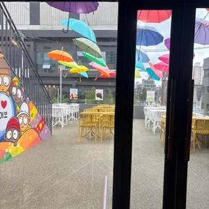 하이브 플레이그라운드 사진
