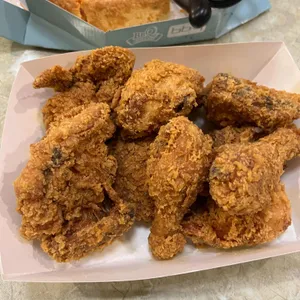 비비큐&킹콩부대찌개 사진 1