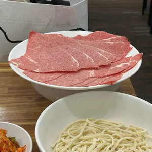 등촌샤브칼국수 대표 사진