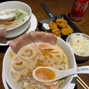 멘지 사진 1