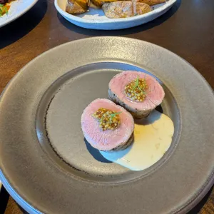난산리 식당 대표 사진