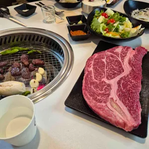 공존한우정육식당 사진 2
