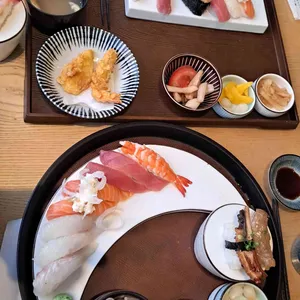 상무초밥 사진