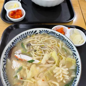 오니기리와이규동 사진