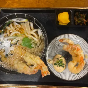 우동이완성되다 대표 사진