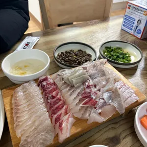 득량만횟집 대표 사진