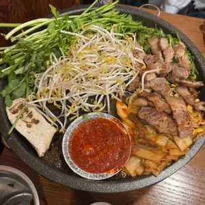 원동미나리삼겹살 대표 사진