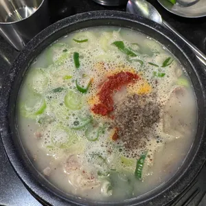 신의주찹쌀순대 대표 사진