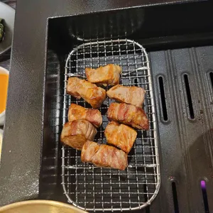 영화돈 대표 사진