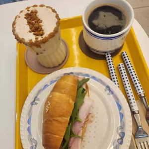 하이럽커피하우스 사진