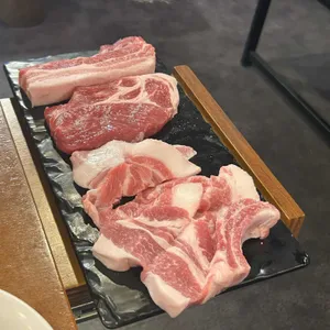 돼지대첩 사진