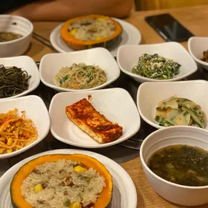 이향 대표 사진
