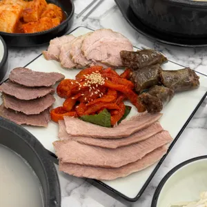 청화백돼지국밥 대표 사진
