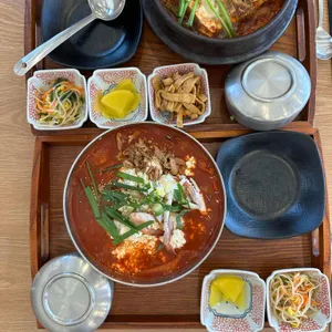 초당 모꼬지 사진