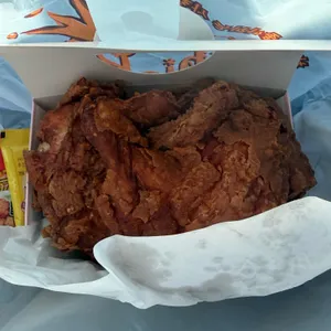 최정윤 통통 치킨 & 찜닭 사진 2